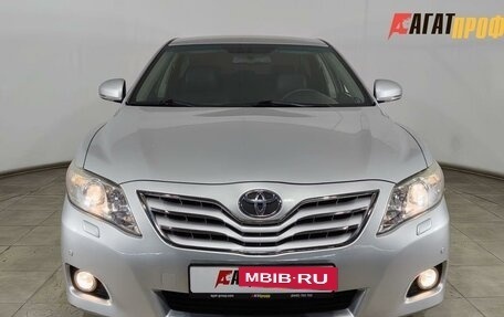 Toyota Camry, 2011 год, 1 950 000 рублей, 2 фотография