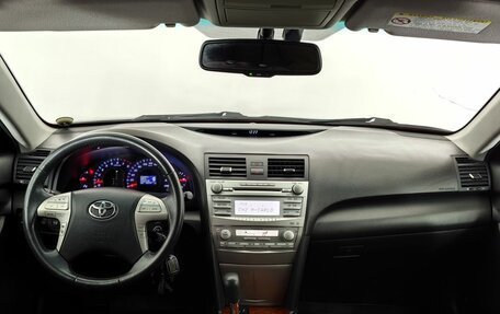 Toyota Camry, 2011 год, 1 950 000 рублей, 10 фотография