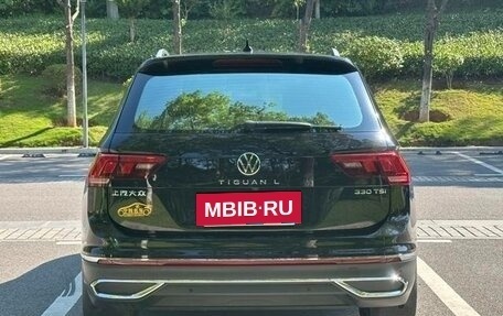 Volkswagen Tiguan II, 2021 год, 2 100 000 рублей, 8 фотография