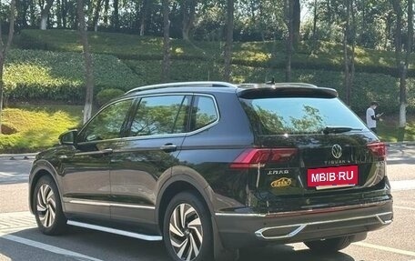 Volkswagen Tiguan II, 2021 год, 2 100 000 рублей, 7 фотография