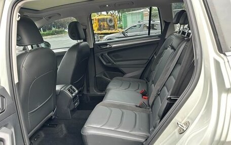 Volkswagen Tiguan II, 2021 год, 2 100 000 рублей, 9 фотография