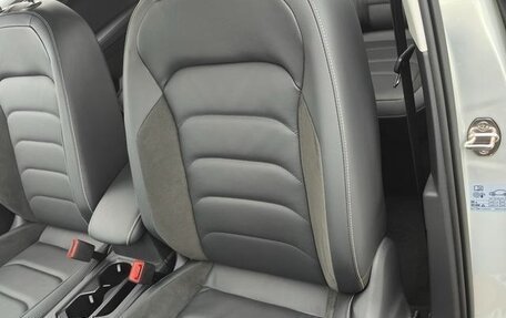 Volkswagen Tiguan II, 2021 год, 2 100 000 рублей, 15 фотография