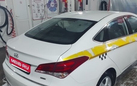 Hyundai i40 I рестайлинг, 2016 год, 1 100 000 рублей, 3 фотография