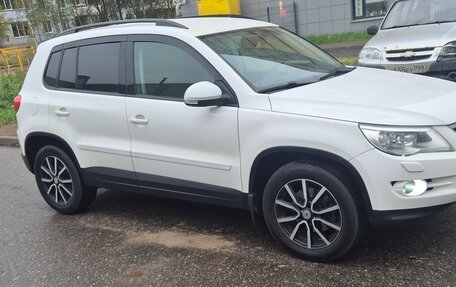 Volkswagen Tiguan I, 2010 год, 980 000 рублей, 2 фотография
