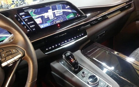 Cadillac Escalade V, 2023 год, 10 548 027 рублей, 12 фотография