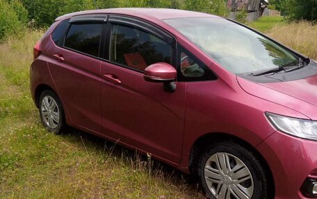 Honda Fit III, 2019 год, 1 289 000 рублей, 2 фотография