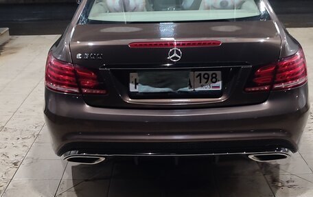 Mercedes-Benz E-Класс, 2013 год, 2 100 000 рублей, 1 фотография