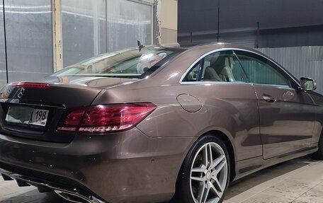 Mercedes-Benz E-Класс, 2013 год, 2 100 000 рублей, 2 фотография