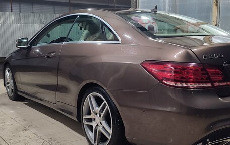 Mercedes-Benz E-Класс, 2013 год, 2 100 000 рублей, 3 фотография