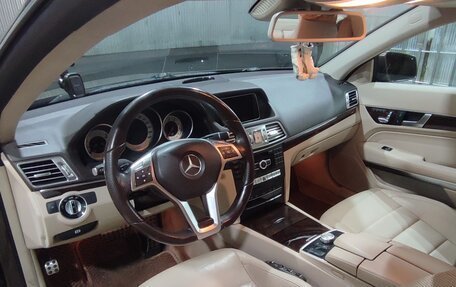 Mercedes-Benz E-Класс, 2013 год, 2 100 000 рублей, 10 фотография