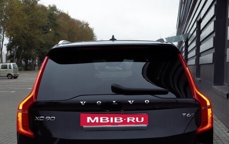 Volvo XC90 II рестайлинг, 2020 год, 3 900 000 рублей, 4 фотография