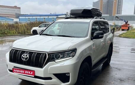 Toyota Land Cruiser Prado 150 рестайлинг 2, 2021 год, 5 900 000 рублей, 5 фотография