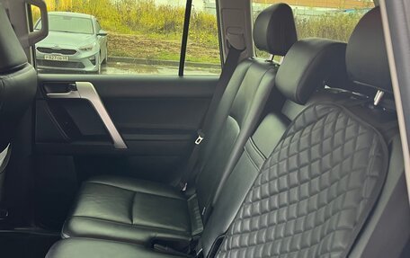 Toyota Land Cruiser Prado 150 рестайлинг 2, 2021 год, 5 900 000 рублей, 16 фотография