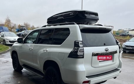 Toyota Land Cruiser Prado 150 рестайлинг 2, 2021 год, 5 900 000 рублей, 7 фотография