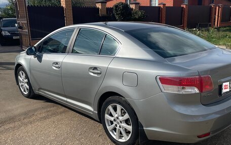 Toyota Avensis III рестайлинг, 2011 год, 1 300 000 рублей, 5 фотография