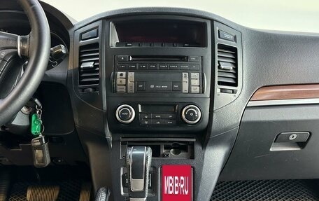 Mitsubishi Pajero IV, 2006 год, 1 176 471 рублей, 12 фотография