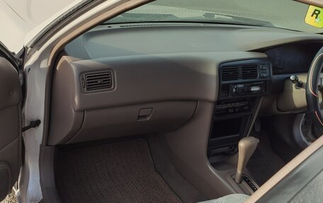 Toyota Corolla, 1985 год, 300 000 рублей, 6 фотография