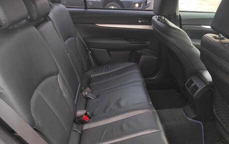 Subaru Outback IV рестайлинг, 2010 год, 1 090 000 рублей, 13 фотография