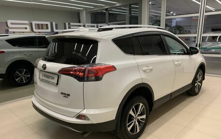 Toyota RAV4, 2019 год, 2 880 000 рублей, 4 фотография