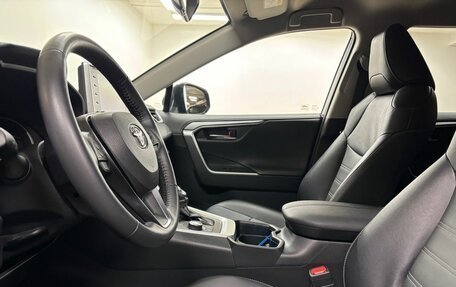 Toyota RAV4, 2020 год, 3 854 000 рублей, 11 фотография