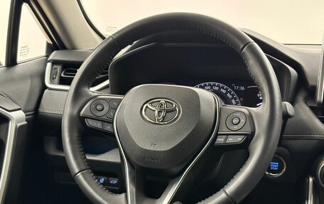 Toyota RAV4, 2020 год, 3 854 000 рублей, 18 фотография