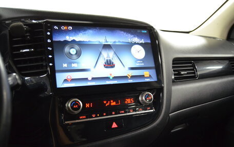 Mitsubishi Outlander III рестайлинг 3, 2020 год, 1 920 000 рублей, 17 фотография