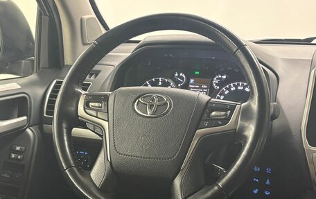 Toyota Land Cruiser Prado 150 рестайлинг 2, 2019 год, 6 145 000 рублей, 18 фотография