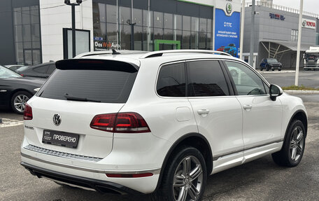 Volkswagen Touareg III, 2016 год, 2 999 000 рублей, 6 фотография