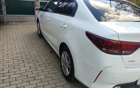 KIA Rio IV, 2020 год, 1 790 000 рублей, 7 фотография