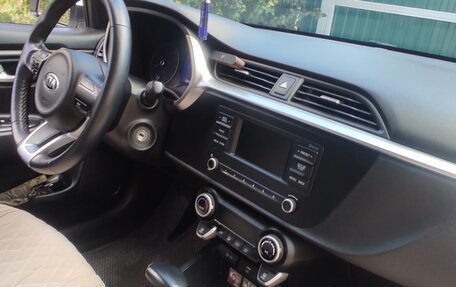 KIA Rio IV, 2020 год, 1 790 000 рублей, 19 фотография