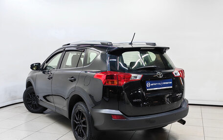 Toyota RAV4, 2015 год, 1 799 000 рублей, 2 фотография