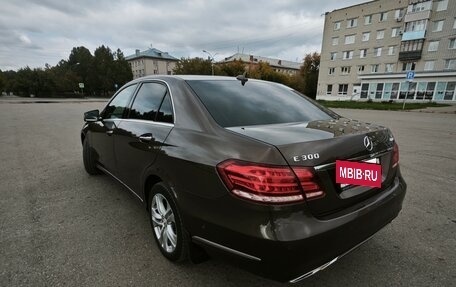 Mercedes-Benz E-Класс, 2013 год, 2 200 000 рублей, 4 фотография