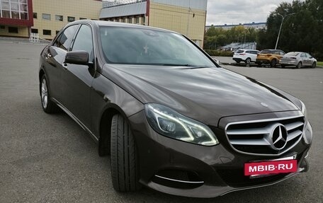 Mercedes-Benz E-Класс, 2013 год, 2 200 000 рублей, 2 фотография
