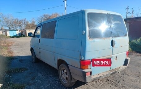 Volkswagen Transporter T4, 1994 год, 250 000 рублей, 2 фотография