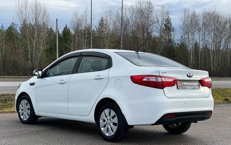 KIA Rio III рестайлинг, 2013 год, 837 000 рублей, 30 фотография