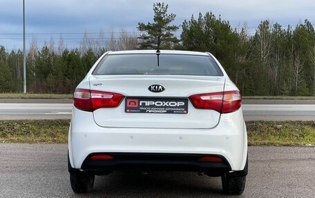 KIA Rio III рестайлинг, 2013 год, 837 000 рублей, 28 фотография