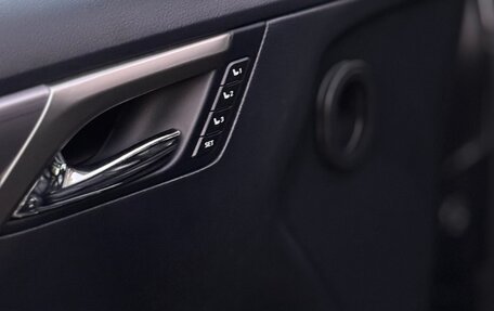 Lexus RX IV рестайлинг, 2019 год, 4 770 000 рублей, 3 фотография