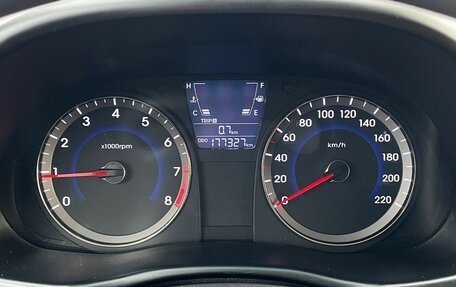 Hyundai Solaris II рестайлинг, 2011 год, 747 000 рублей, 3 фотография