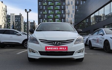 Hyundai Solaris II рестайлинг, 2015 год, 1 100 000 рублей, 2 фотография