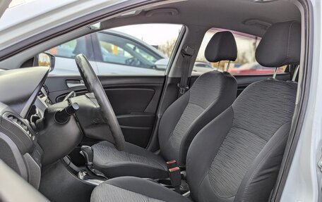 Hyundai Solaris II рестайлинг, 2015 год, 1 100 000 рублей, 11 фотография