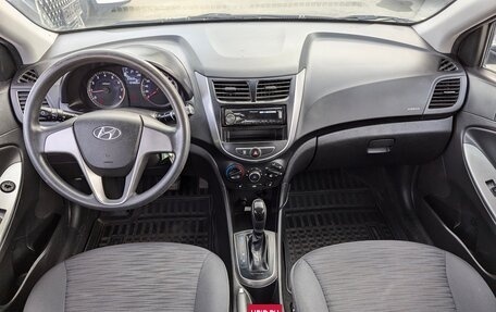 Hyundai Solaris II рестайлинг, 2015 год, 1 100 000 рублей, 12 фотография