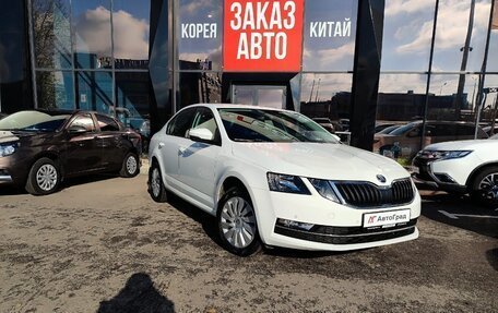 Skoda Octavia, 2019 год, 1 670 000 рублей, 3 фотография