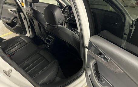 Audi A4, 2015 год, 2 150 000 рублей, 13 фотография