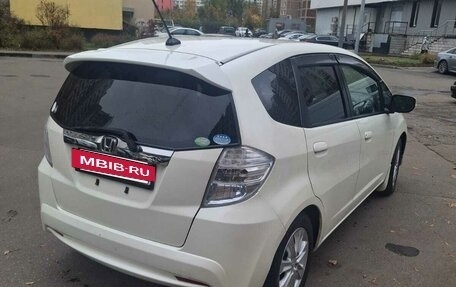 Honda Fit III, 2011 год, 870 000 рублей, 6 фотография