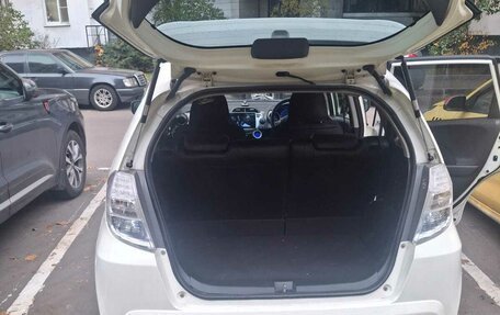 Honda Fit III, 2011 год, 870 000 рублей, 14 фотография