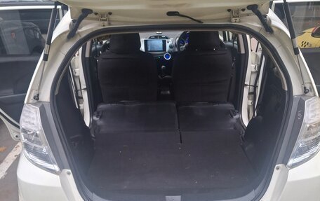 Honda Fit III, 2011 год, 870 000 рублей, 18 фотография