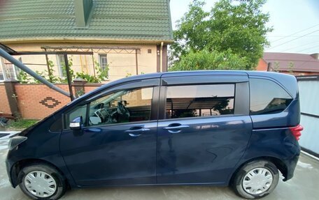 Honda Freed I, 2011 год, 1 150 000 рублей, 3 фотография