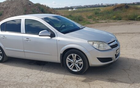 Opel Astra H, 2009 год, 750 000 рублей, 1 фотография