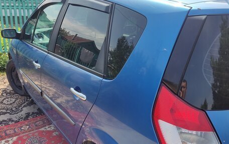 Renault Scenic III, 2005 год, 379 000 рублей, 7 фотография