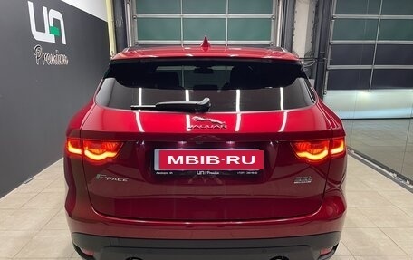 Jaguar F-Pace, 2016 год, 2 690 000 рублей, 5 фотография